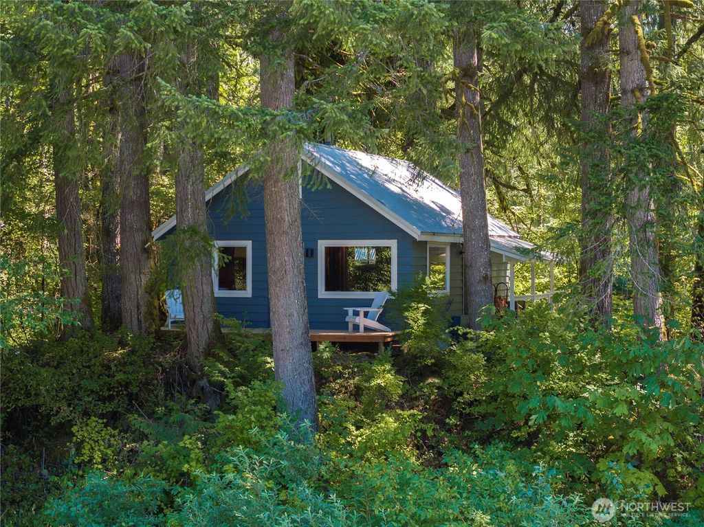 Photo of 12319 744th Avenue NE, Skykomish, WA 98288 (MLS # 2398488)