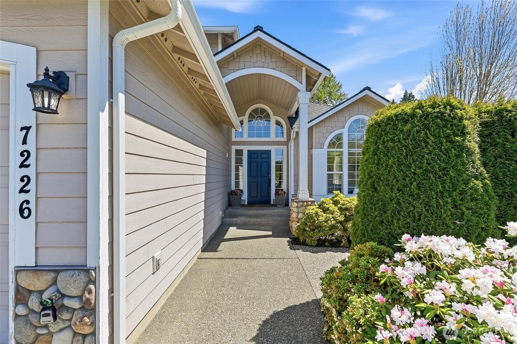 Photo of 7226 55th Street SE, Snohomish, WA 98290 (MLS # 2521963)