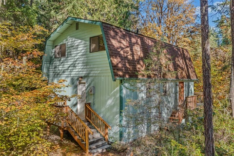 Photo of 241 N Lakeview Drive, Hoodsport, WA 98548 (MLS # 2593459)
