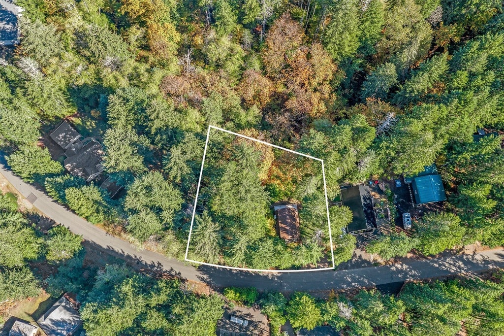 Photo of 241 N Lakeview Drive, Hoodsport, WA 98548 (MLS # 2593459)