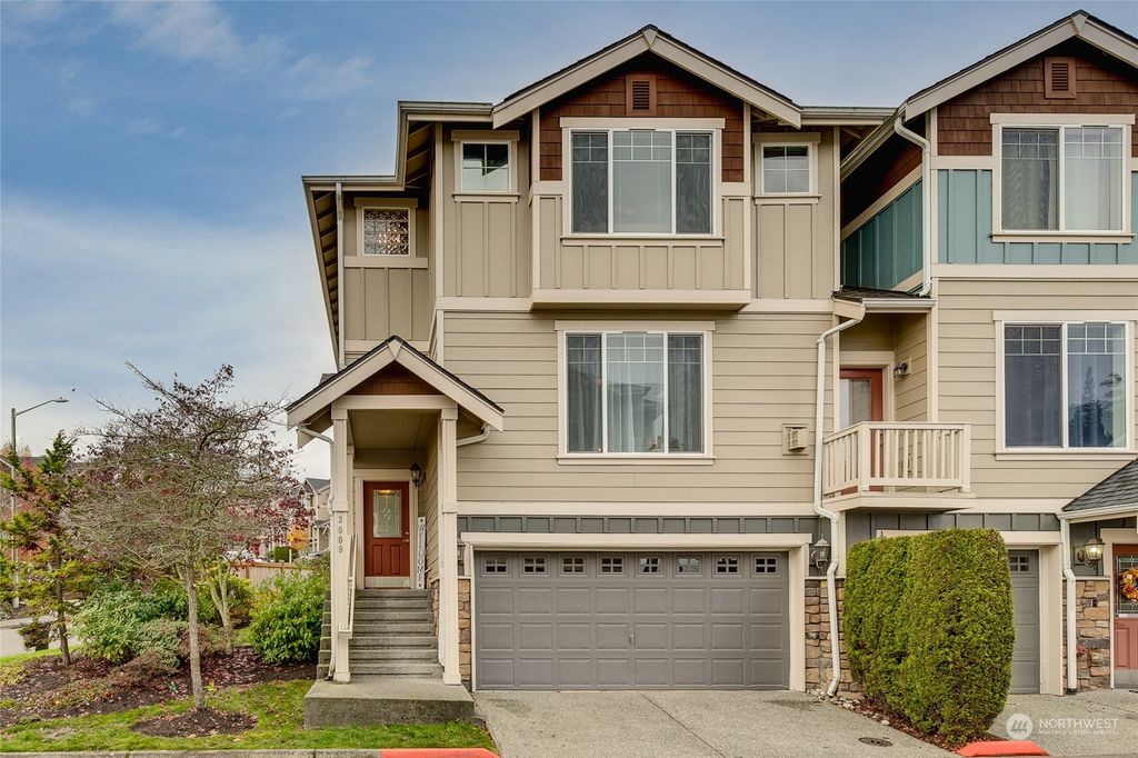 Photo of 3009 Belmonte Lane, Everett, WA 98201 (MLS # 2180370)