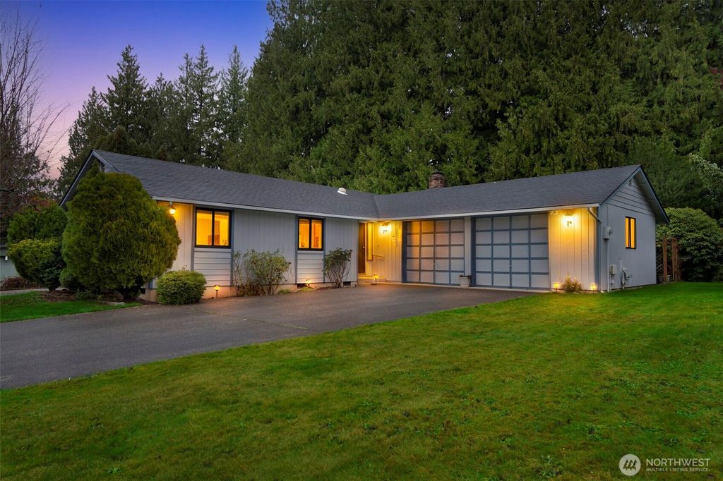 Photo of 7513 69th Avenue NE, Marysville, WA 98270 (MLS # 2458708)