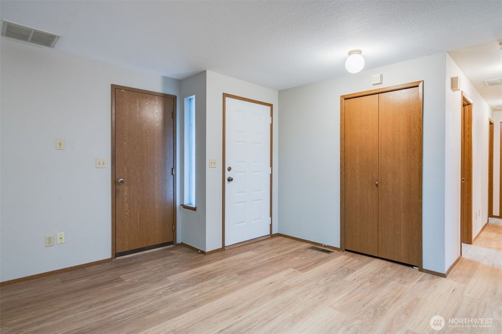 Photo of 7513 69th Avenue NE, Marysville, WA 98270 (MLS # 2458708)