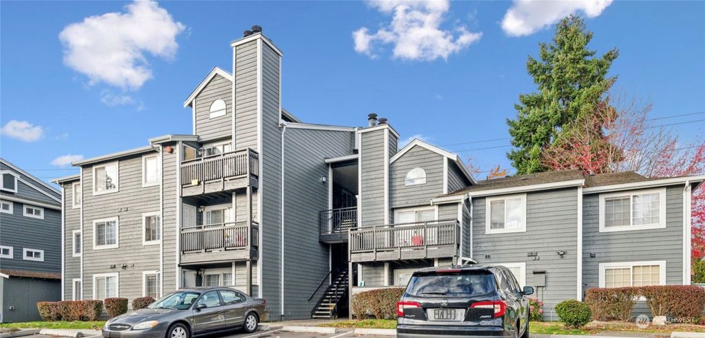 Photo of 22810 30th Avenue S #A104, Des Moines, WA 98189 (MLS # 2304895)