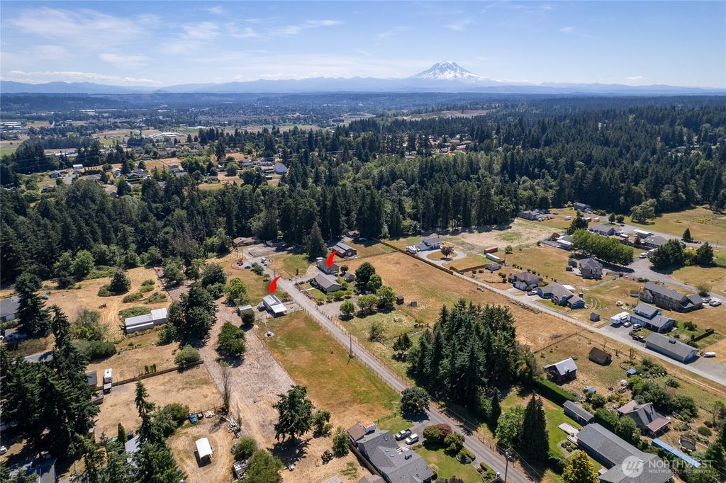 Photo of 4004 50th Street Ct E, Tacoma, WA 98443 (MLS # 2470218)