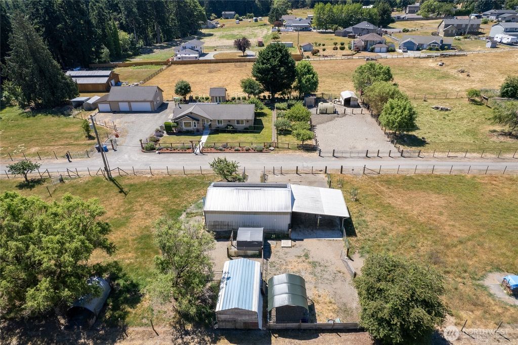 Photo of 4004 50th Street Ct E, Tacoma, WA 98443 (MLS # 2470218)