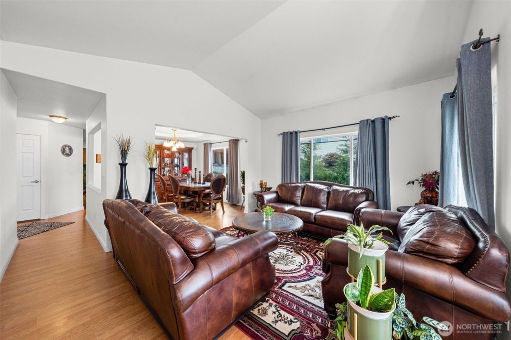 Photo of 1817 180th Place SW, Lynnwood, WA 98037 (MLS # 2507074)