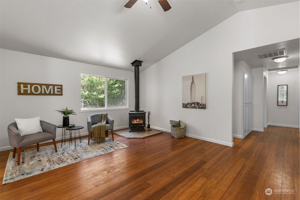 Photo of 17018 424th Drive SE, Gold Bar, WA 98251 (MLS # 2140709)