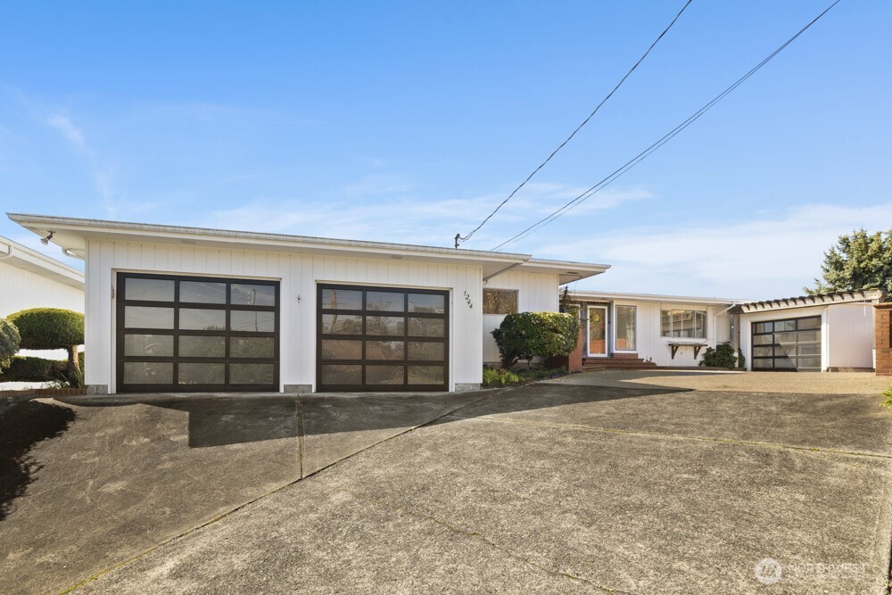 1242 Browns Point Boulevard