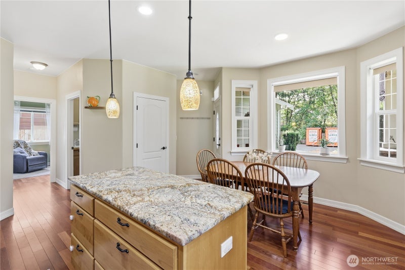 15802 84th Street NE