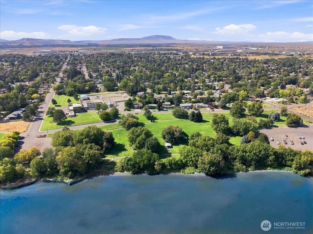Photo of 2217 Harris Avenue AVE, Richland, WA 99354 (MLS # 2582104)