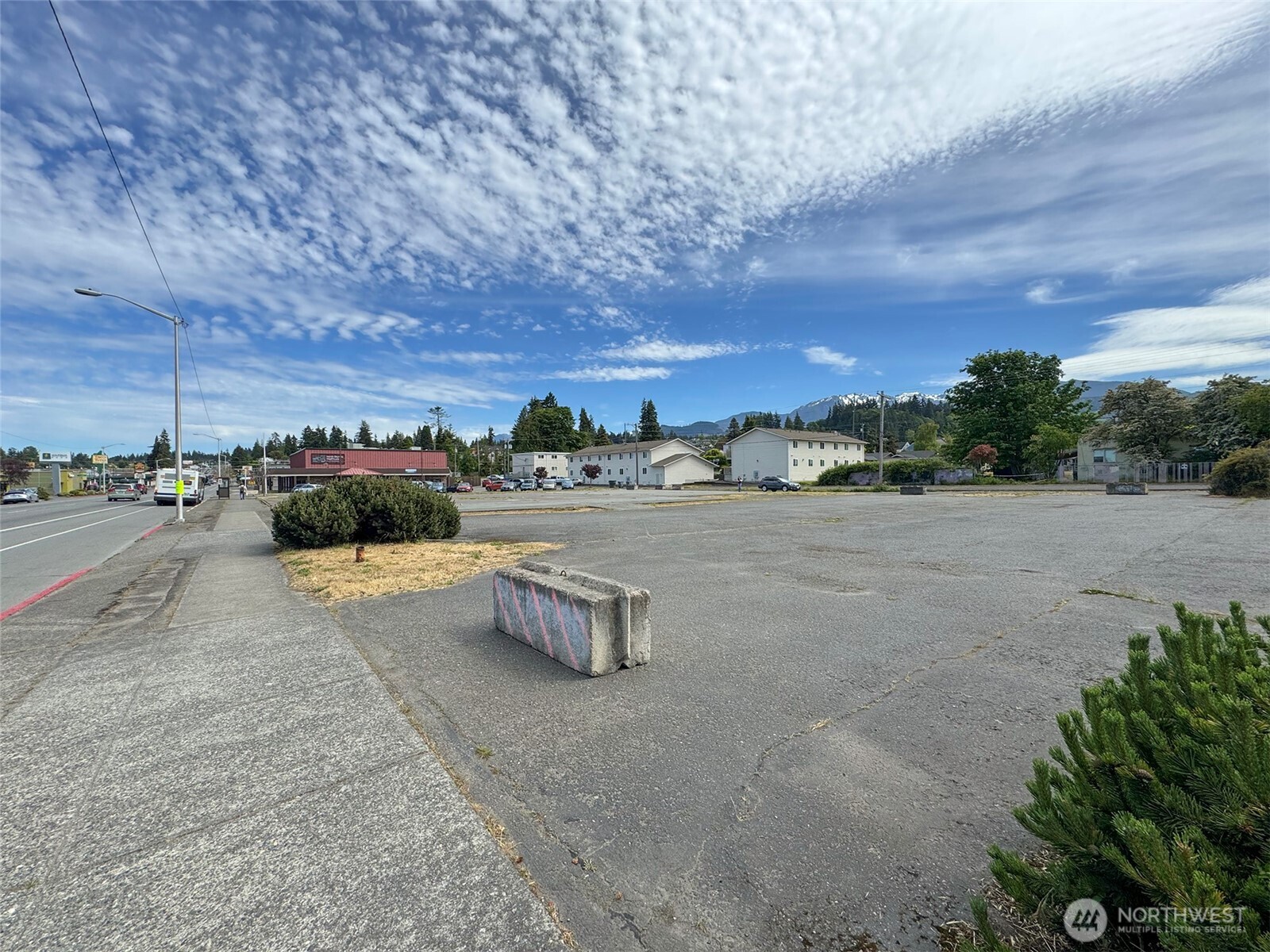 1016 E First Street