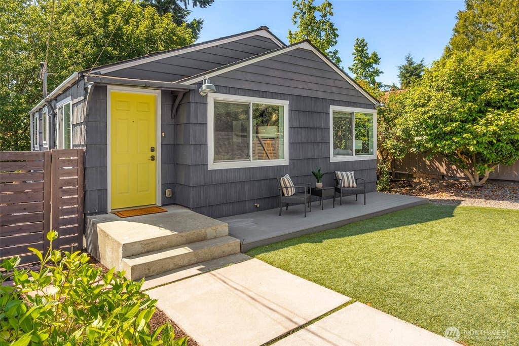 Photo of 10025 Ashworth Avenue N, Seattle, WA 98133 (MLS # 2563819)