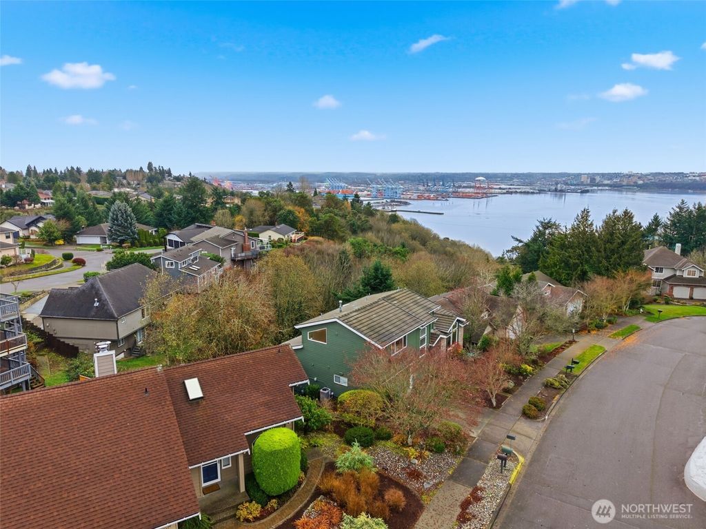 Photo of 4710 Silver Bow Road NE, Tacoma, WA 98422 (MLS # 2460543)