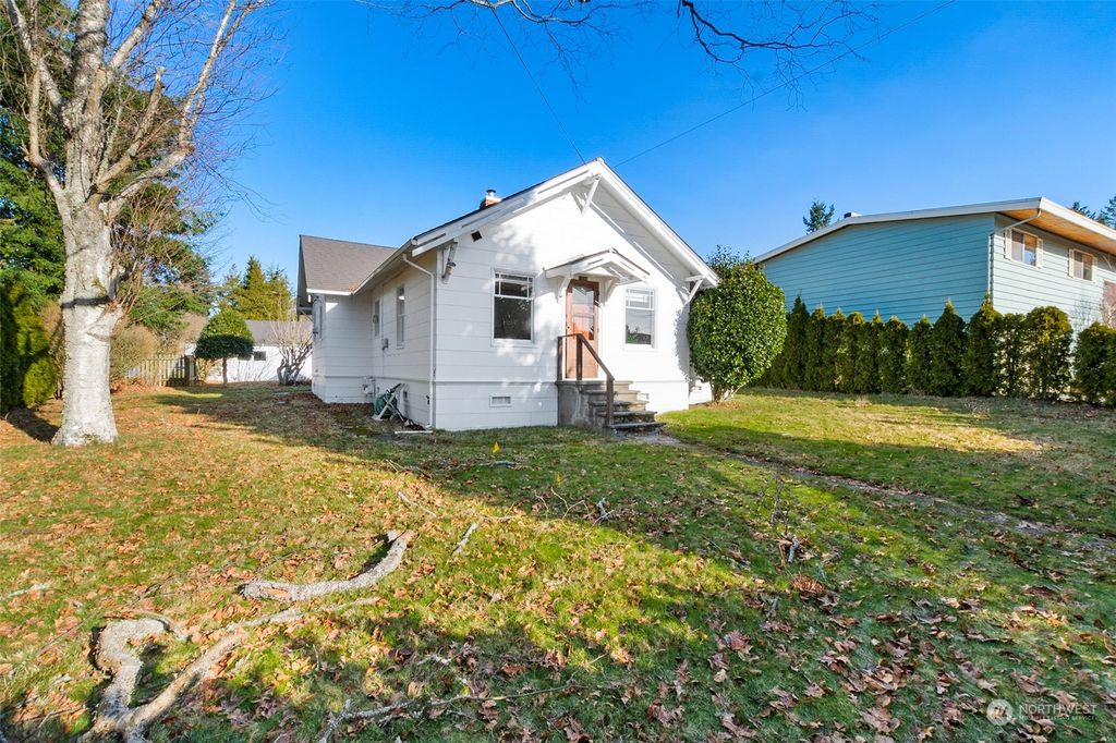 Photo of 1456 SW 149th Street #1, Burien, WA 98166 (MLS # 2169332)