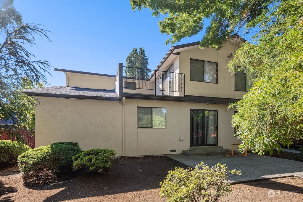 Photo of 11011 35th Avenue, Seattle, WA 98125 (MLS # 2286390)