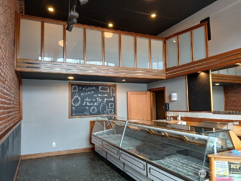 107 W 3rd Avenue