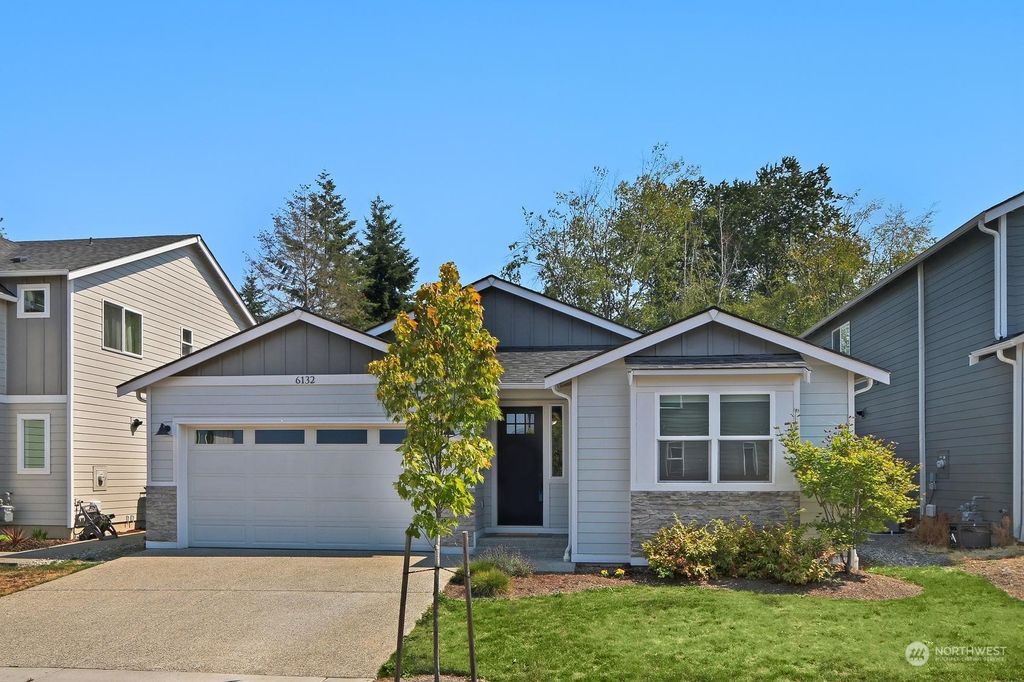 Photo of 6132 47th Place NE, Marysville, WA 98270 (MLS # 2151241)