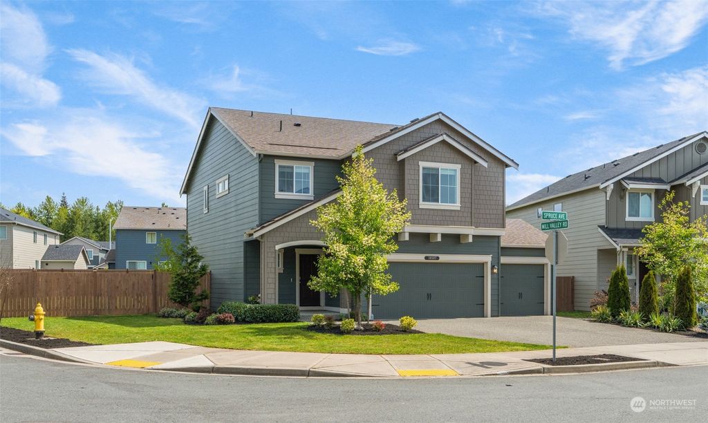 Photo of 10507 Spruce Avenue, Granite Falls, WA 98252 (MLS # 2234594)