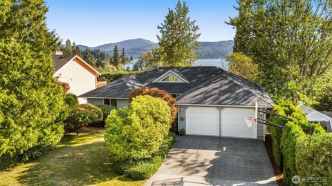 Photo of 4522 E Oregon Street, Bellingham, WA 98226 (MLS # 2419500)