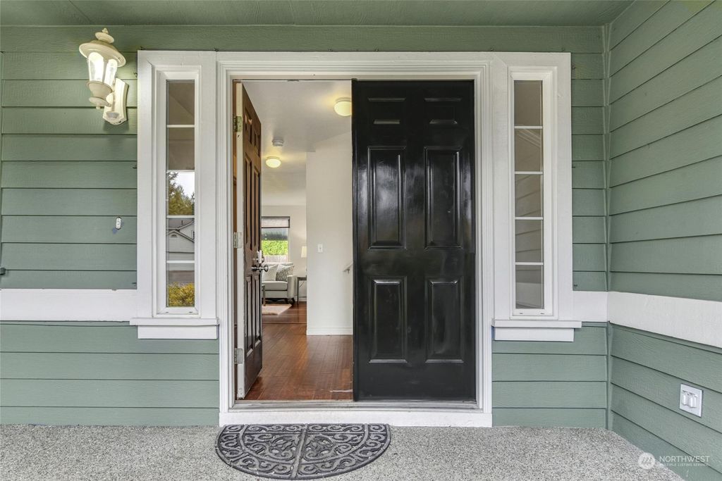 Photo of 24223 232nd Place SE, Maple Valley, WA 98038 (MLS # 2205351)