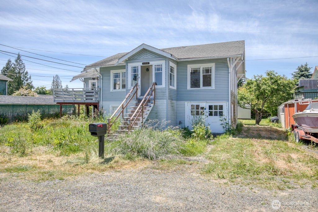 Photo of 309 S Mill Street, Aberdeen, WA 98520 (MLS # 2534966)
