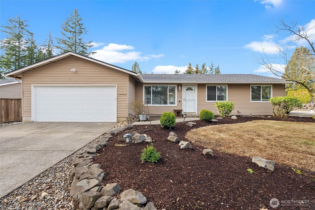 Photo of 26419 197th Place SE, Covington, WA 98042 (MLS # 2334694)