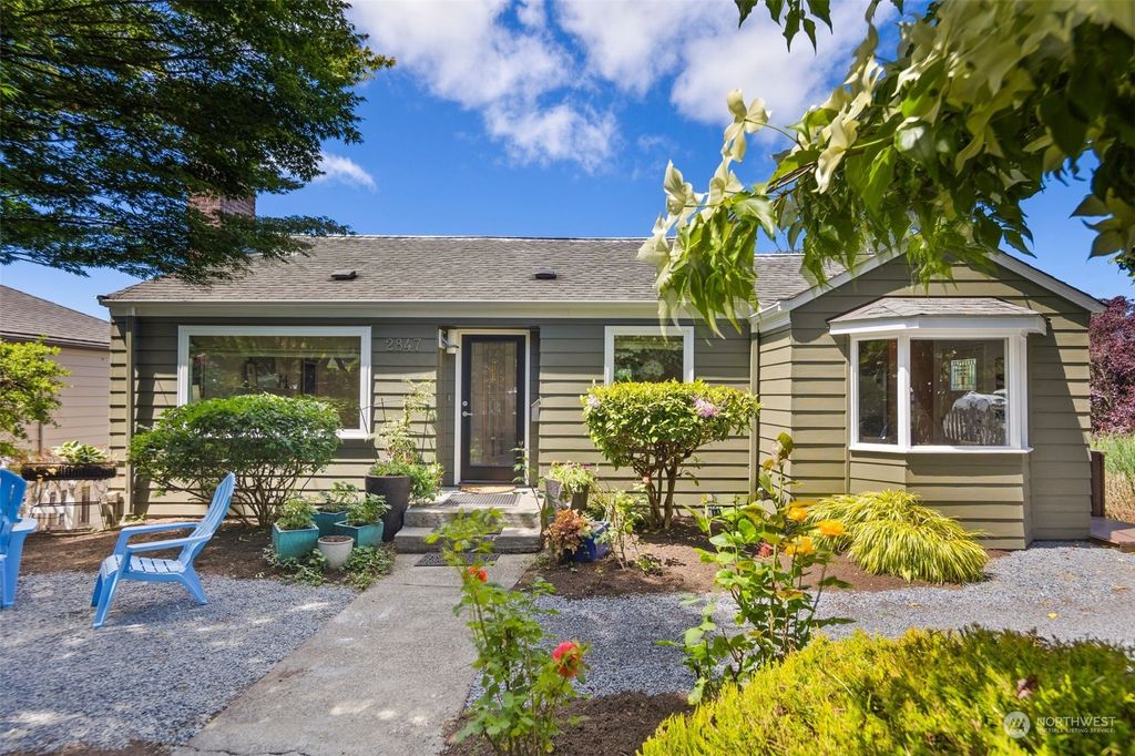 Photo of 2847 12th Avenue W, Seattle, WA 98119 (MLS # 2250530)