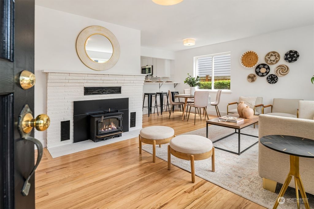 Photo of 720 N 72nd Street, Seattle, WA 98103 (MLS # 2070157)