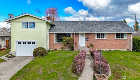 Photo of 4913 N 13th Street, Tacoma, WA 98405 (MLS # 2482814)