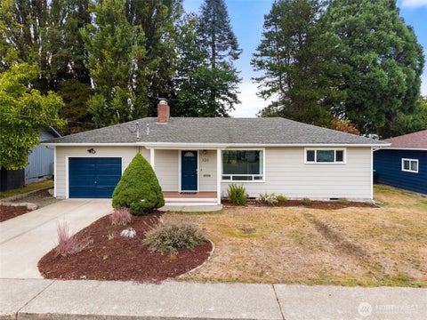 Photo of 320 Y Street SW, Tumwater, WA 98501 (MLS # 2590879)