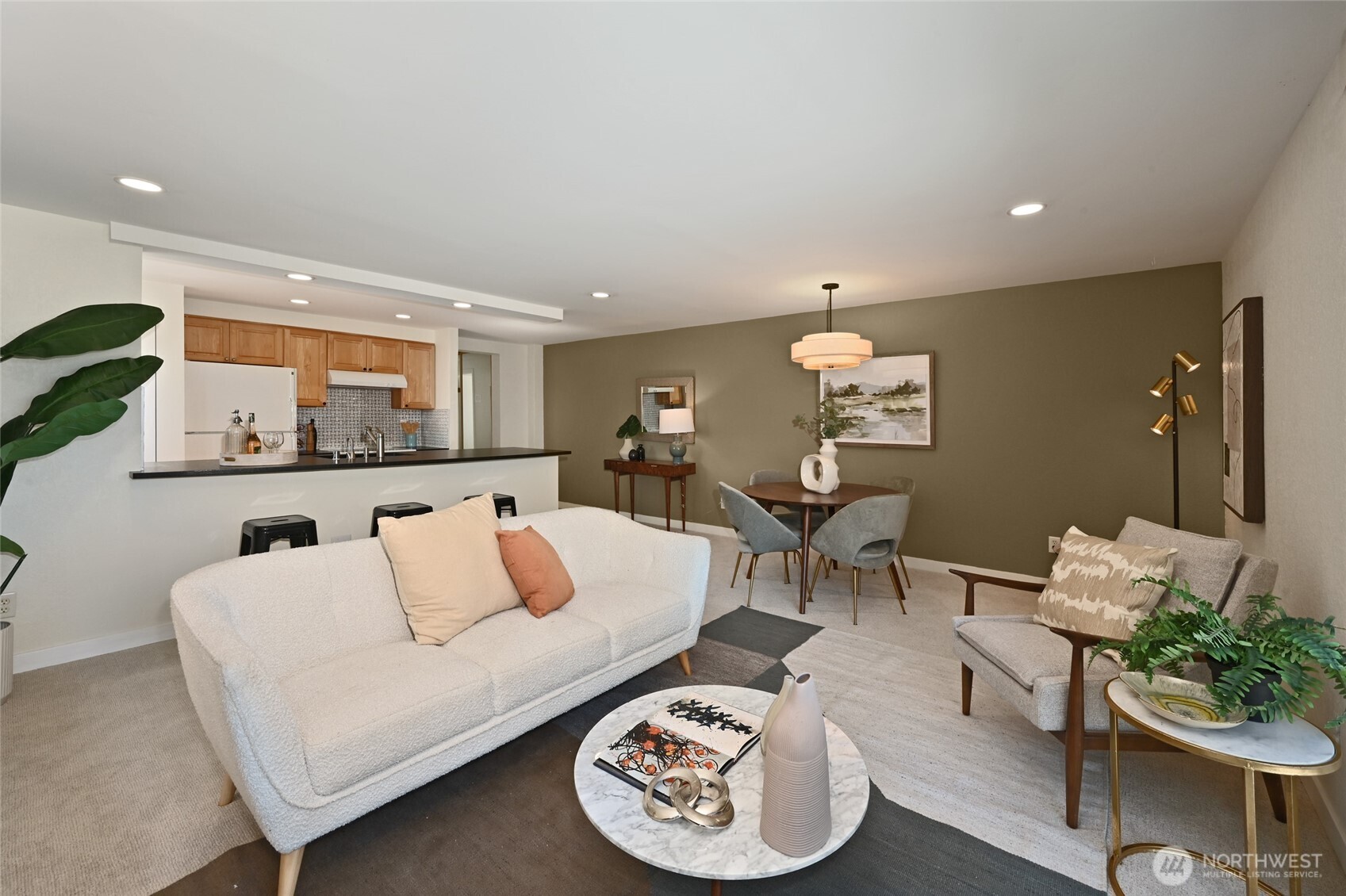 3710 25th Place W 405