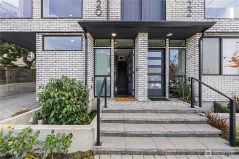 Photo of 4020 Beach Drive SW, Seattle, WA 98116 (MLS # 2592220)