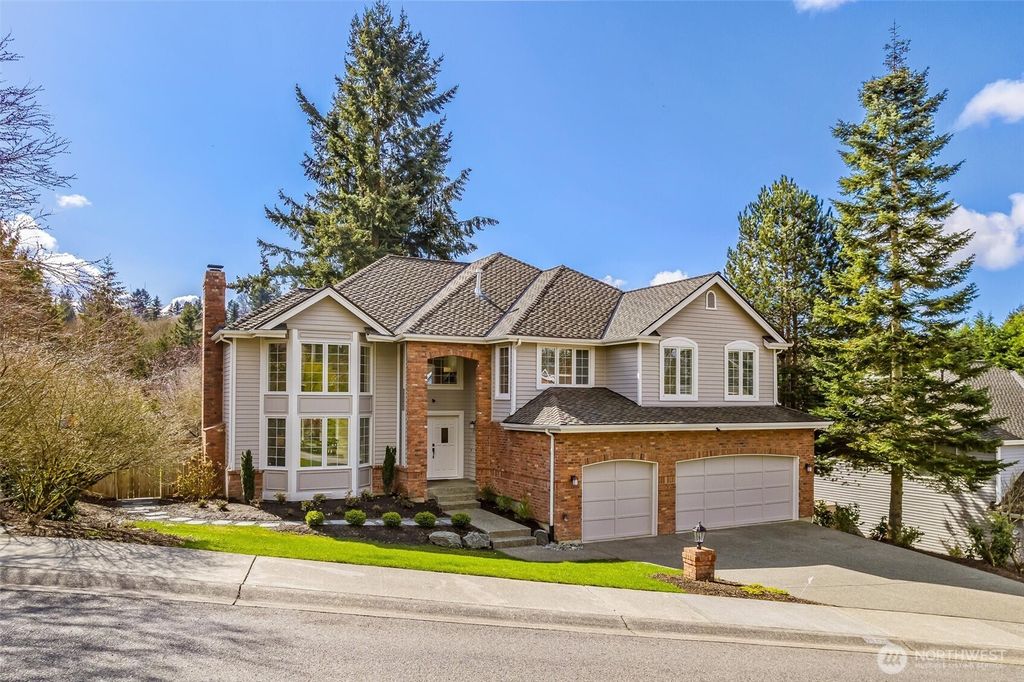 Photo of 14427 SE 78th Way, Newcastle, WA 98059 (MLS # 2344732)