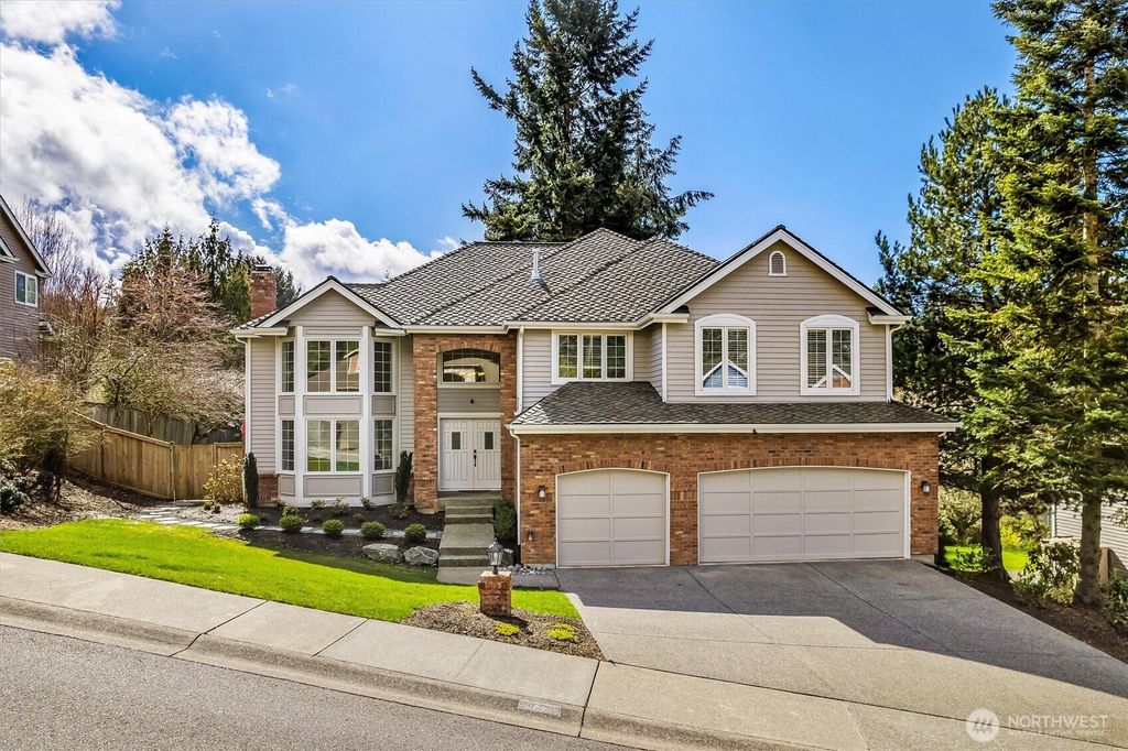 Photo of 14427 SE 78th Way, Newcastle, WA 98059 (MLS # 2344732)