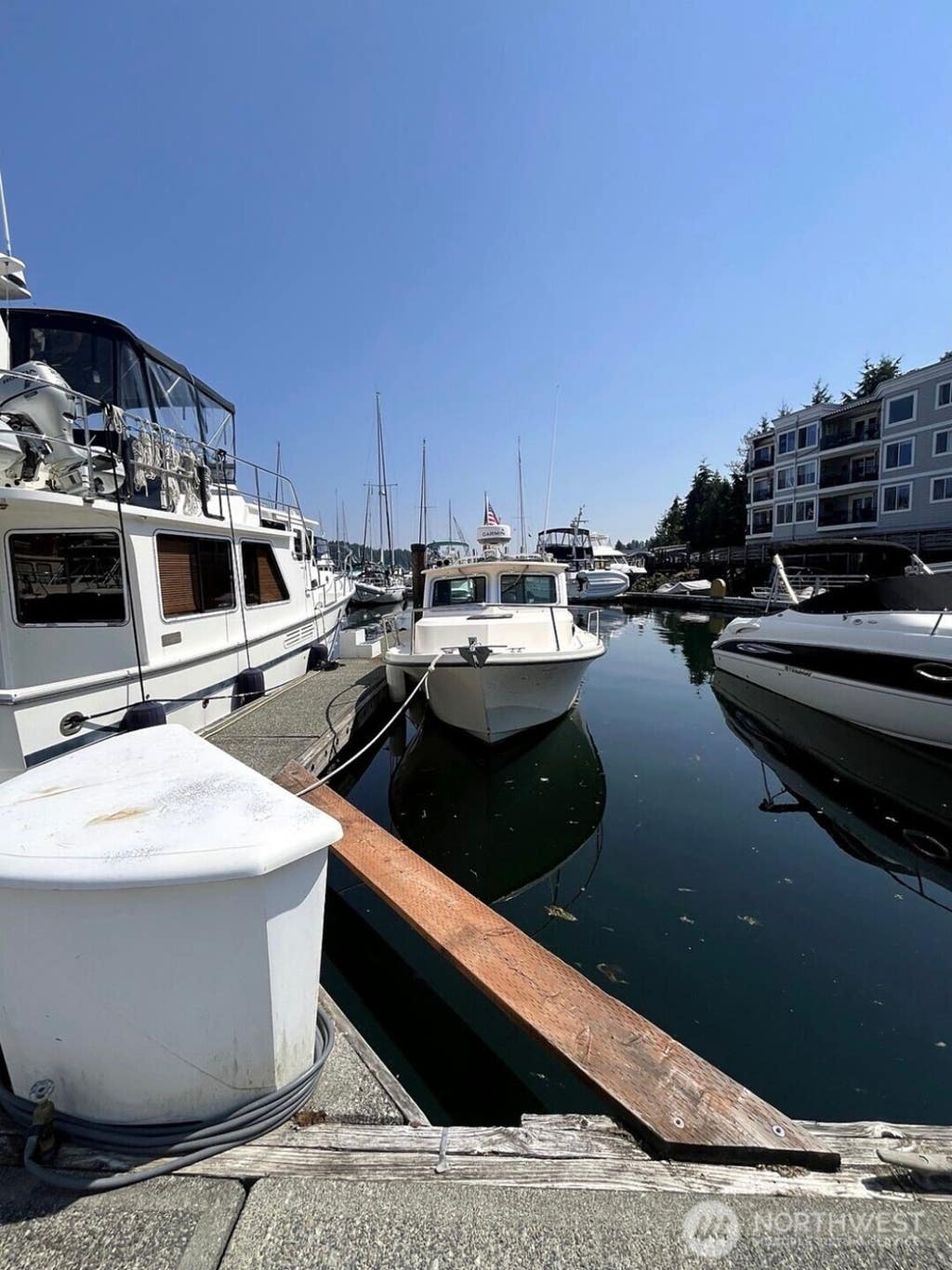 Photo of 3901 Harborview Drive #B25, Gig Harbor, WA 98332 (MLS # 2567079)