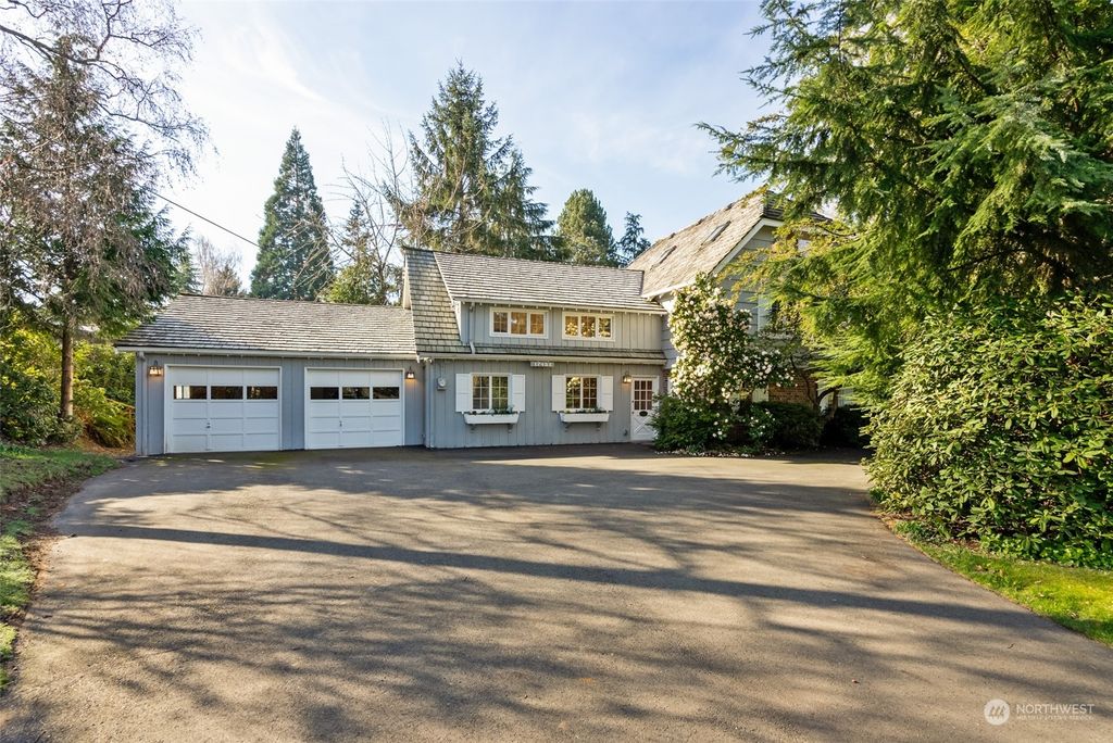 Photo of 17451 4th Avenue SW, Normandy Park, WA 98166 (MLS # 2211754)