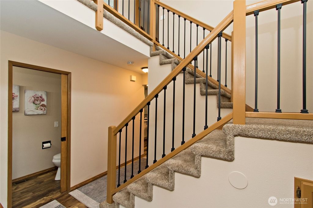 Photo of 20008 SE 267th Place, Covington, WA 98042 (MLS # 2510114)