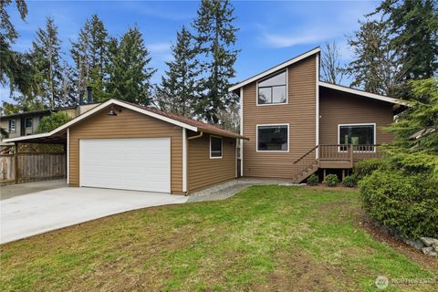 Photo of 14332 SE 202nd Street, Kent, WA 98042 (MLS # 2485230)
