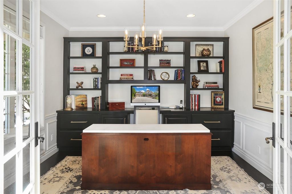 listing image 9364403624836402579