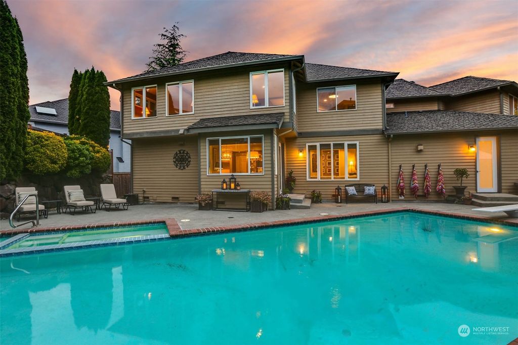 listing image 9364939195994628439