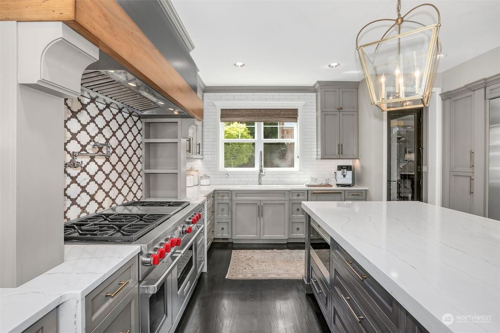 listing image 9364699102221715113