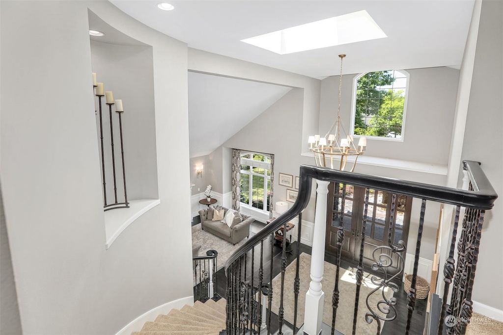 listing image 9365468440761084728