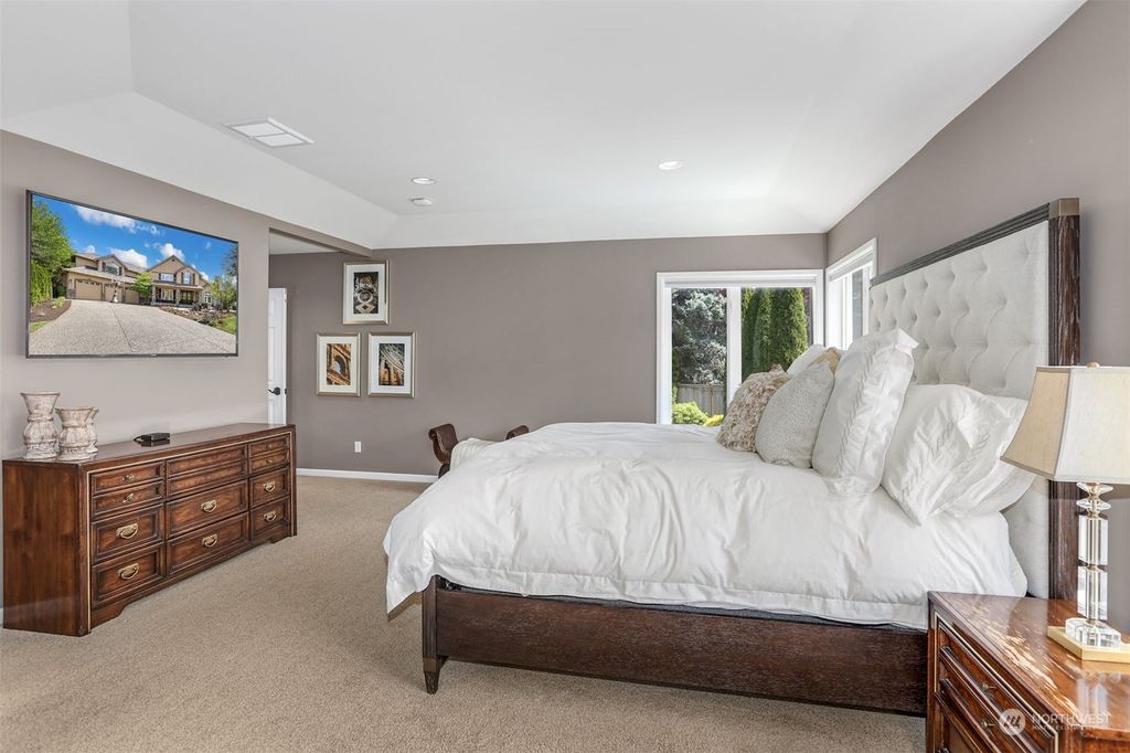 listing image 9361235588348321390