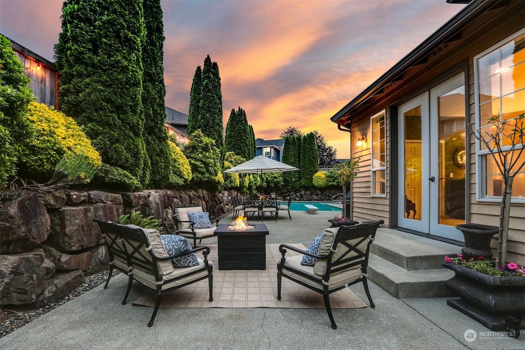 listing image 9367745860934262913