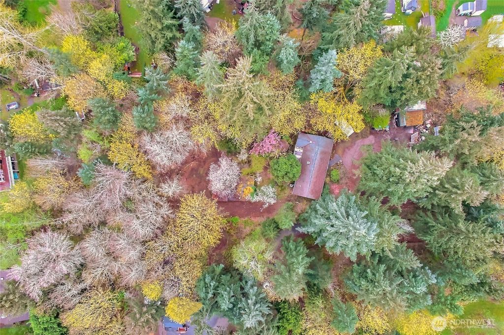 Photo of 36529 6th Avenue SW, Federal Way, WA 98023 (MLS # 2508400)