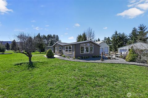 Photo of 1000 Airport Road, Cle Elum, WA 98922 (MLS # 2505175)