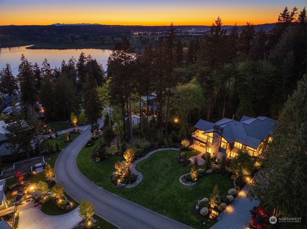 Photo of 18848 NE 49th Place, Sammamish, WA 98074 (MLS # 2244914)