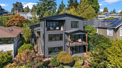 6917 57th Avenue NE Seattle WA 98115
