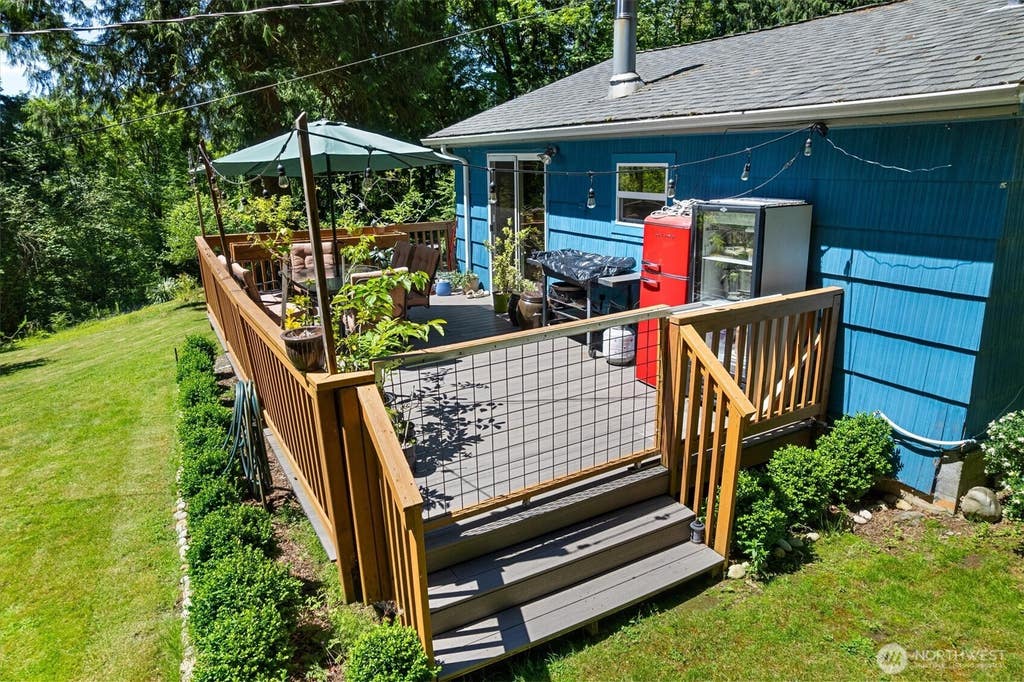 Photo of 22122 SE 51st Place, Issaquah, WA 98029 (MLS # 2540321)